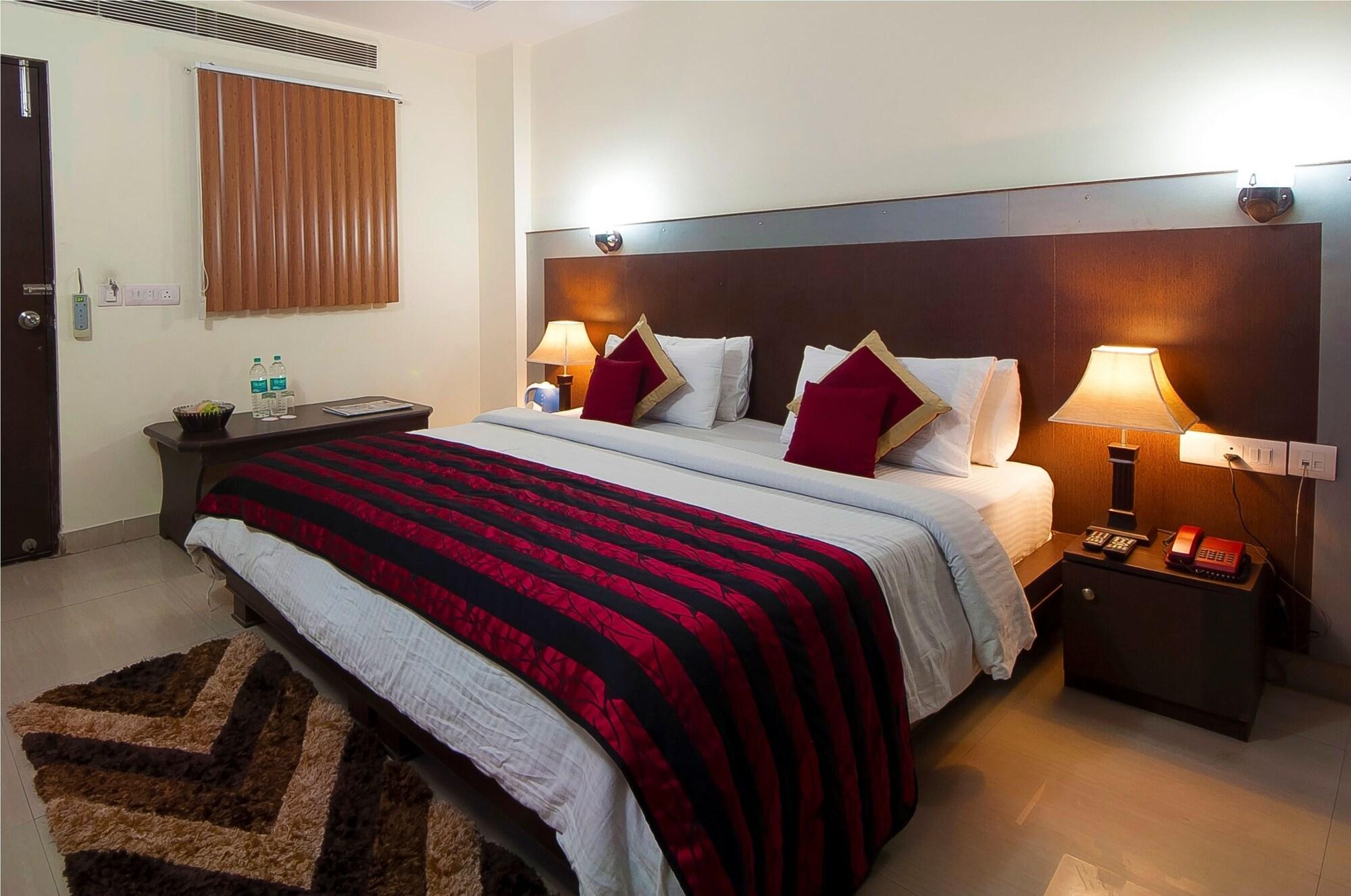 Airport Hotel Vishal Residency Nuova Delhi Esterno foto