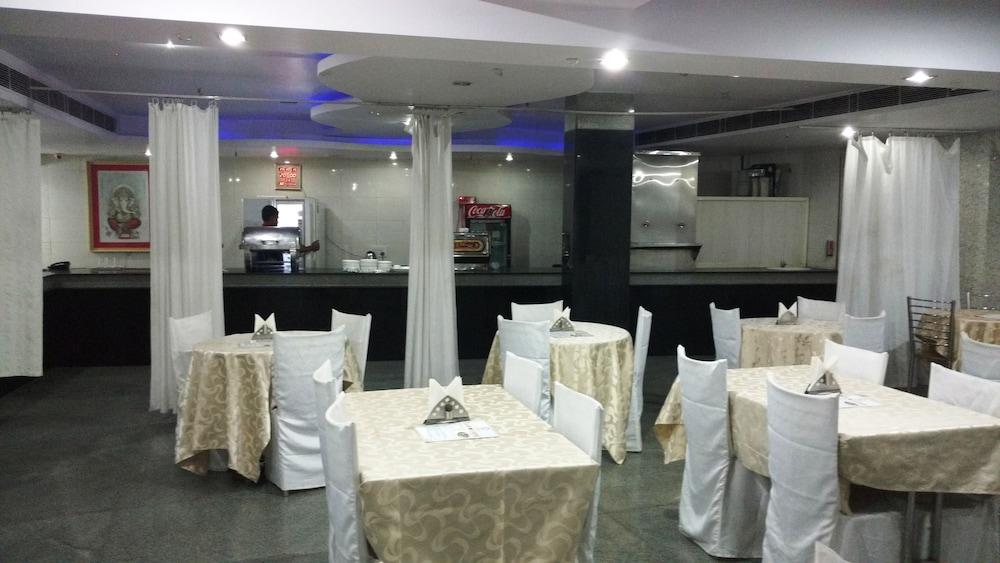 Airport Hotel Vishal Residency Nuova Delhi Esterno foto