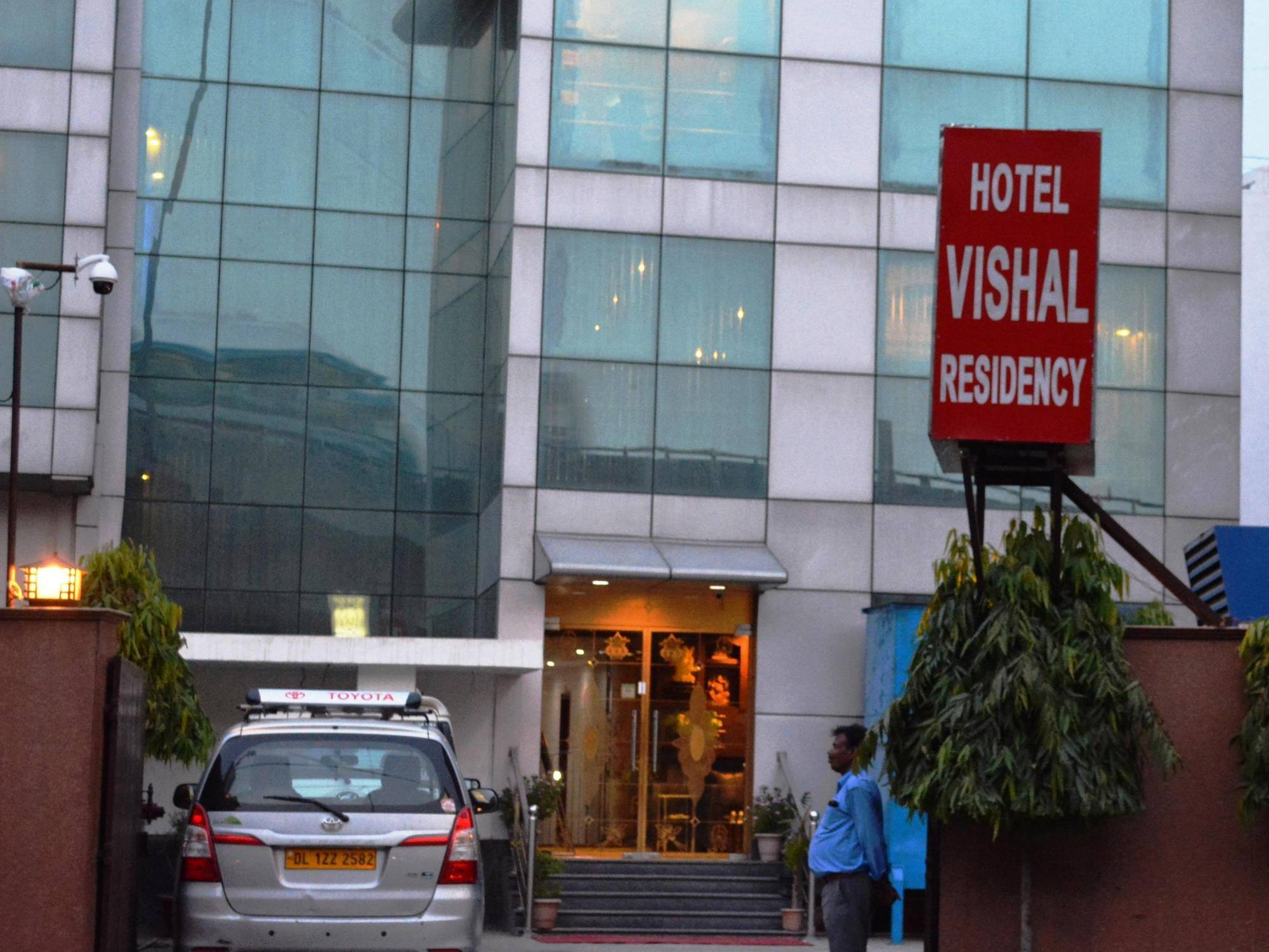Airport Hotel Vishal Residency Nuova Delhi Esterno foto