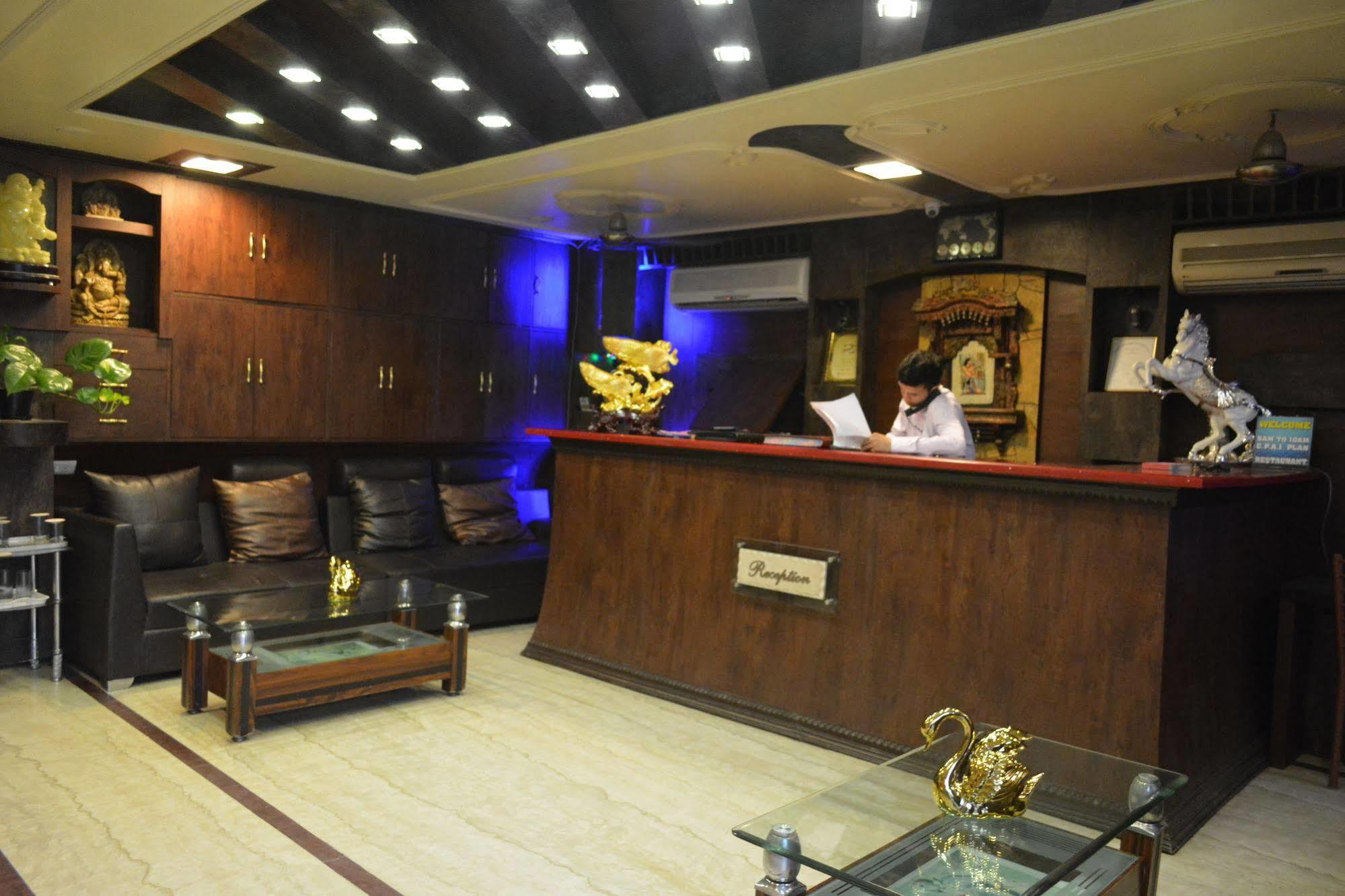 Airport Hotel Vishal Residency Nuova Delhi Esterno foto