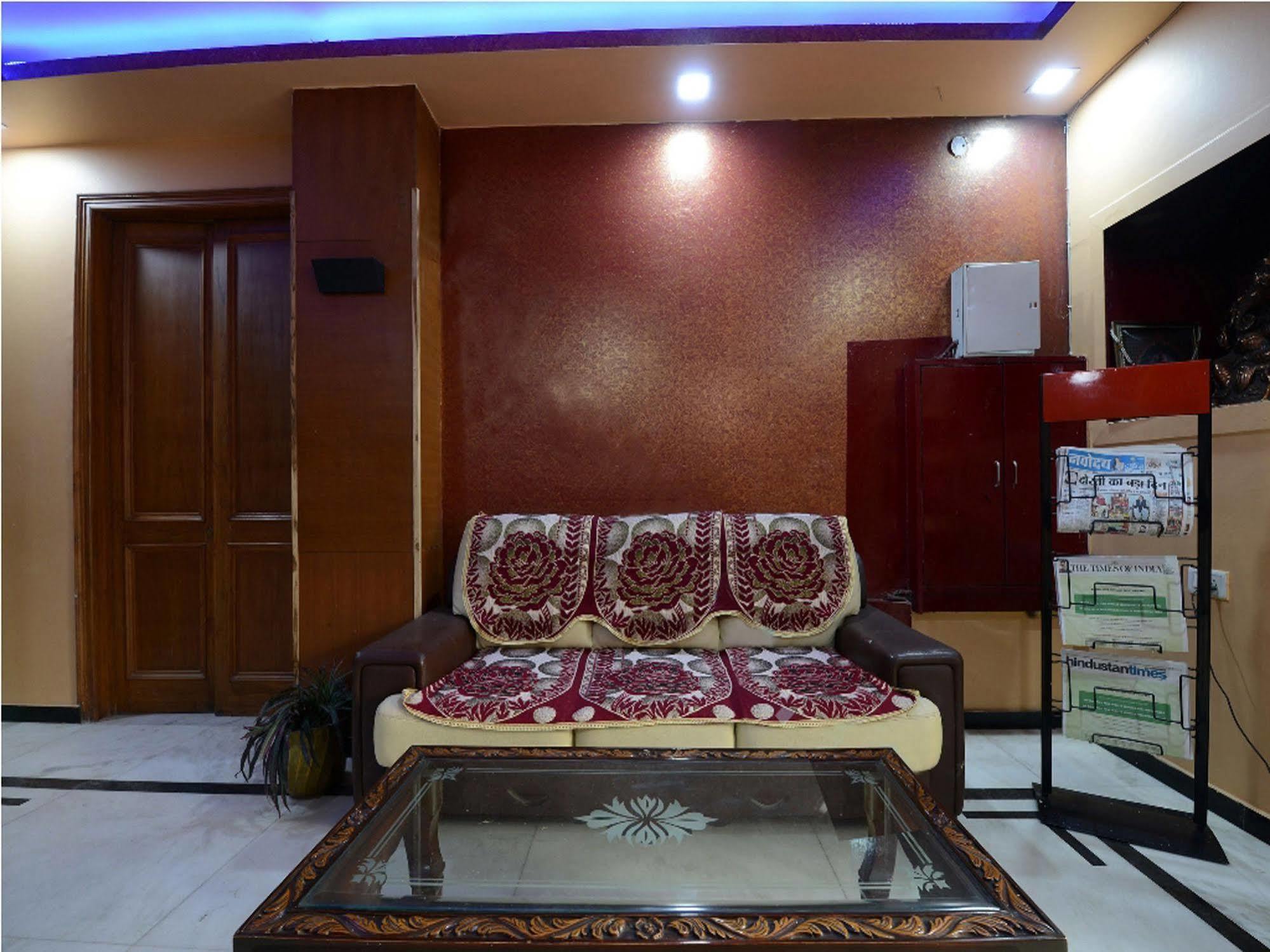 Airport Hotel Vishal Residency Nuova Delhi Esterno foto