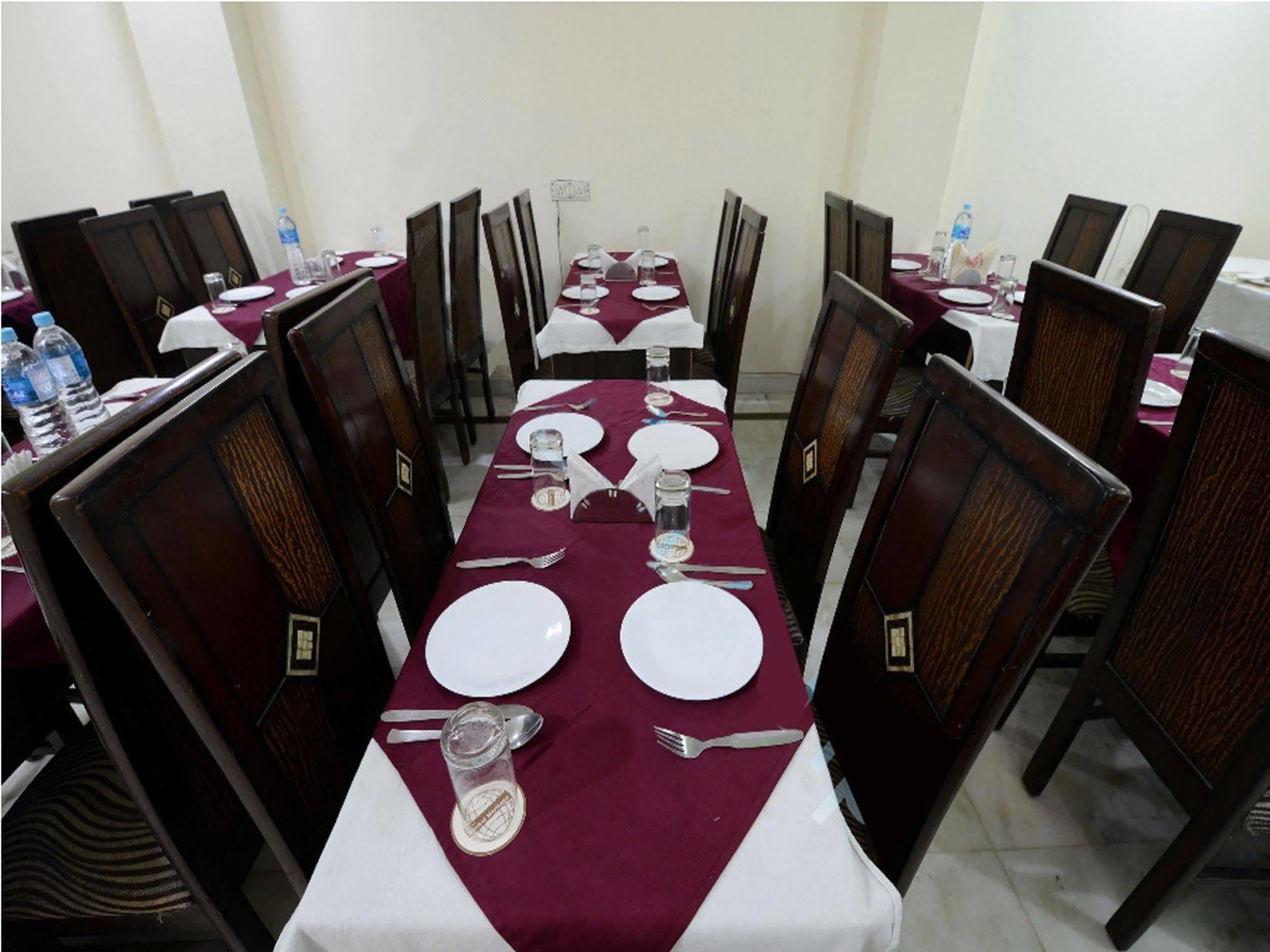 Airport Hotel Vishal Residency Nuova Delhi Esterno foto