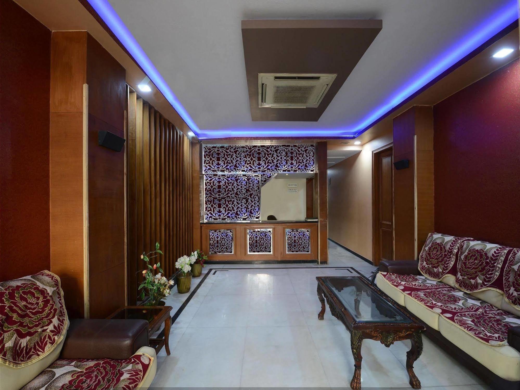 Airport Hotel Vishal Residency Nuova Delhi Esterno foto