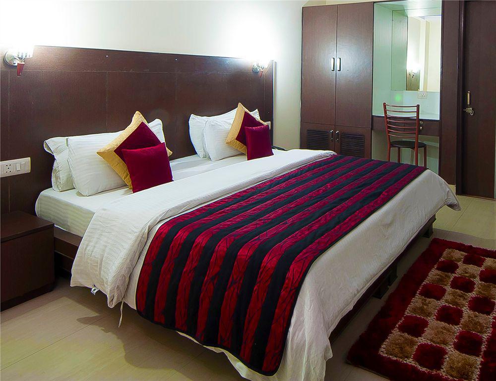 Airport Hotel Vishal Residency Nuova Delhi Esterno foto