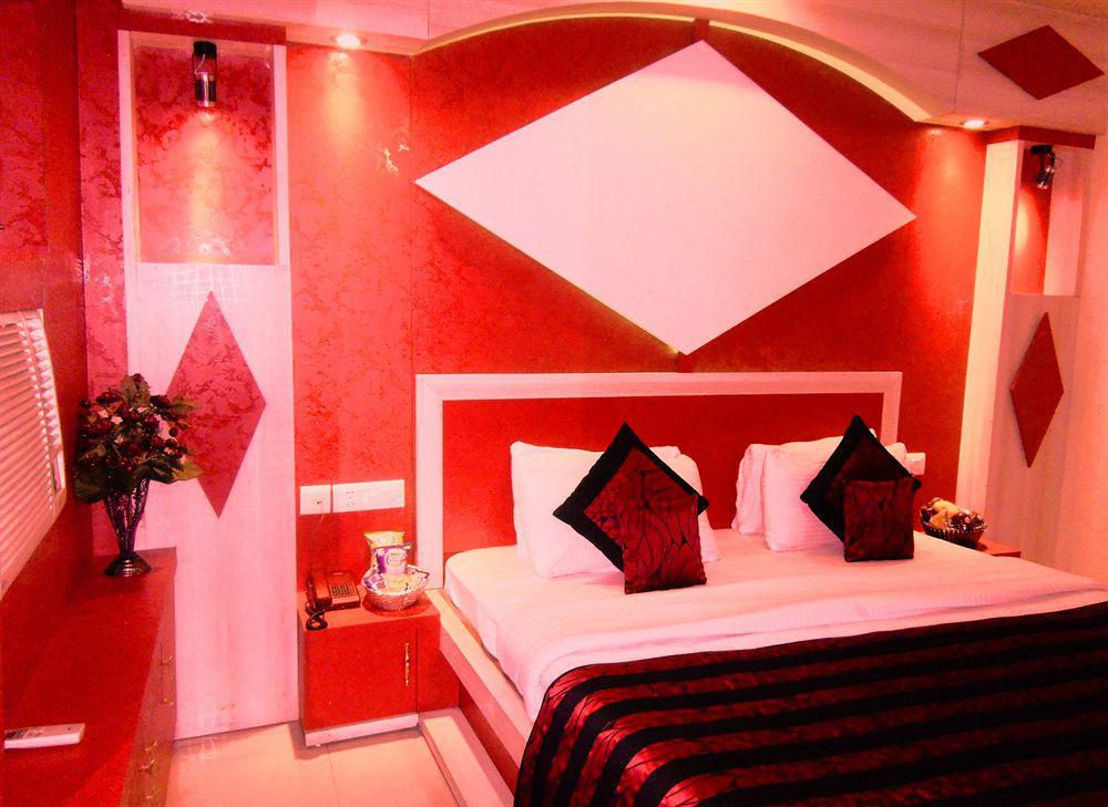 Airport Hotel Vishal Residency Nuova Delhi Esterno foto
